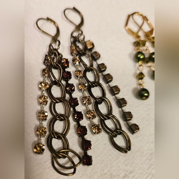3 Pairs of Earrings - Picture 2 of 4